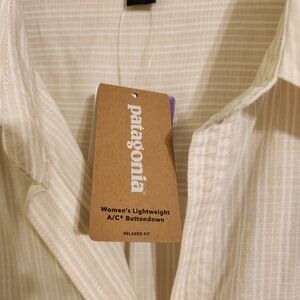 Patagonia Women's Lightweight Buttondown Shirt